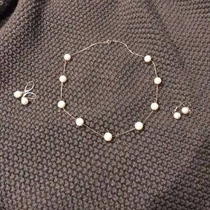 Pearl necklace set